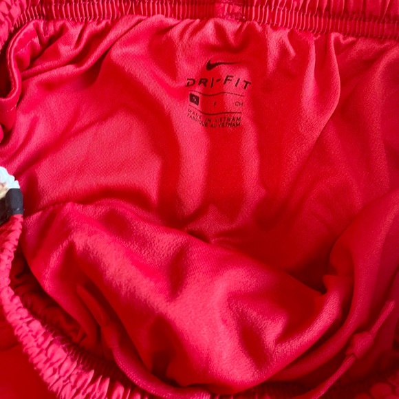 Nike Shorts - Picture 3 of 4